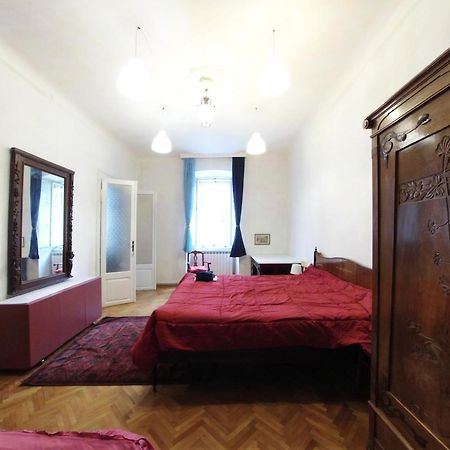 Casa Antica - Historical Apartment In Old City Center トリエステ 部屋 写真